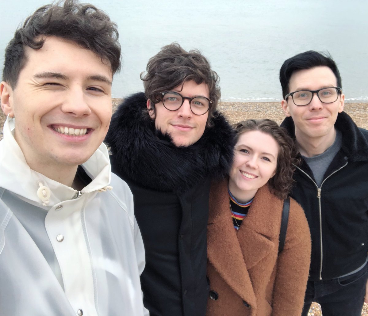 AmazingPhil's tweet image. Beach bros in Brighton