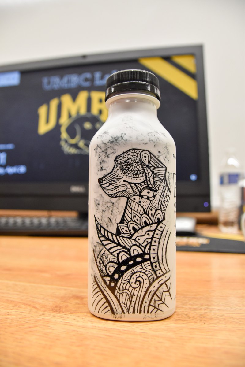 _khoin_'s tweet image. Bottle deisgn @soylent @MLHacks #soylentcanvas #hackumbc