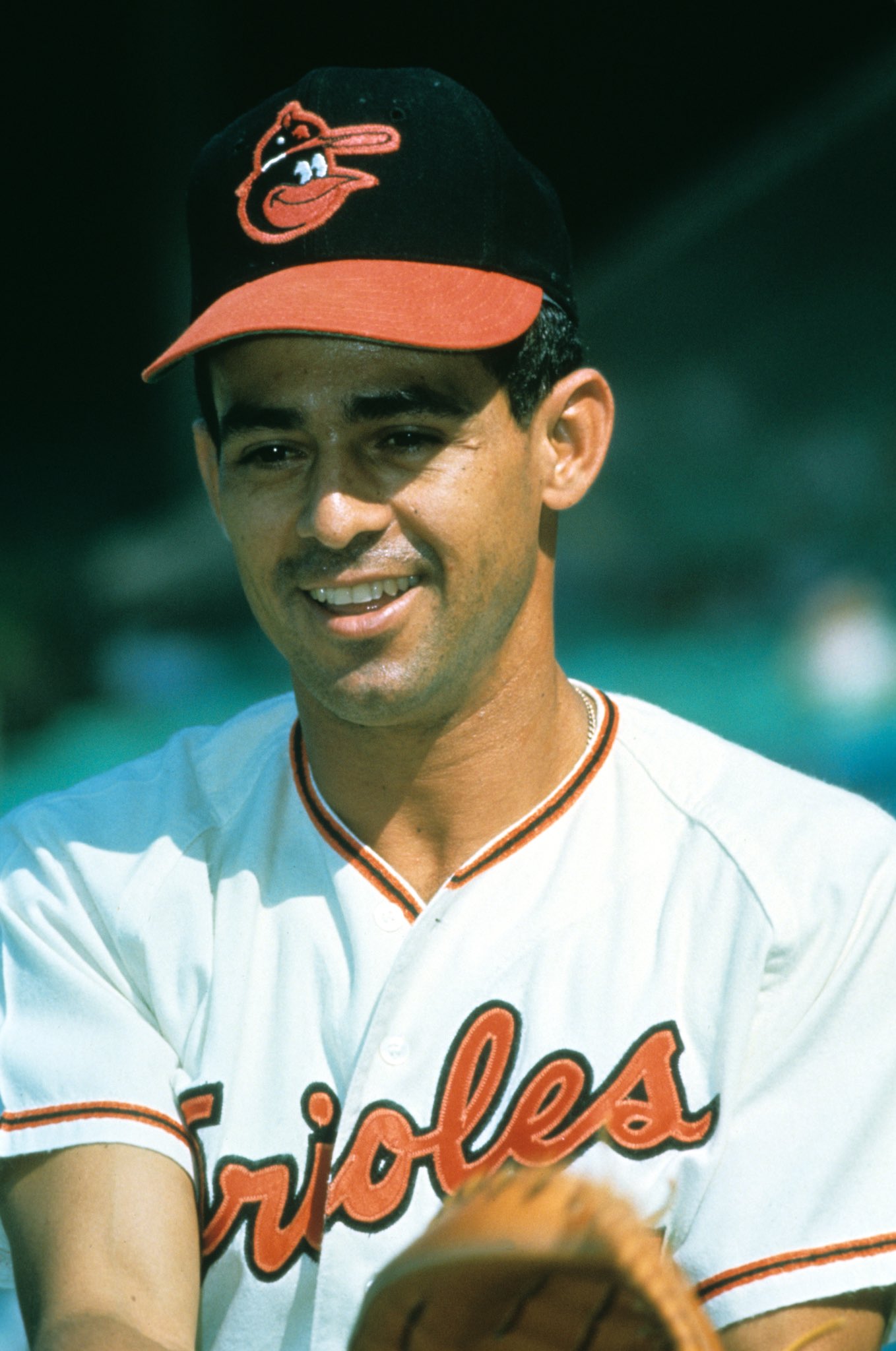 Happy Birthday to former shortstop and Hall of Famer, Luis Aparicio! 