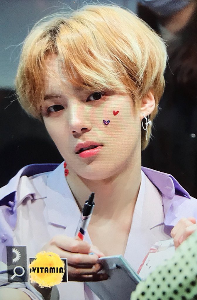 minsgallery's tweet image. 