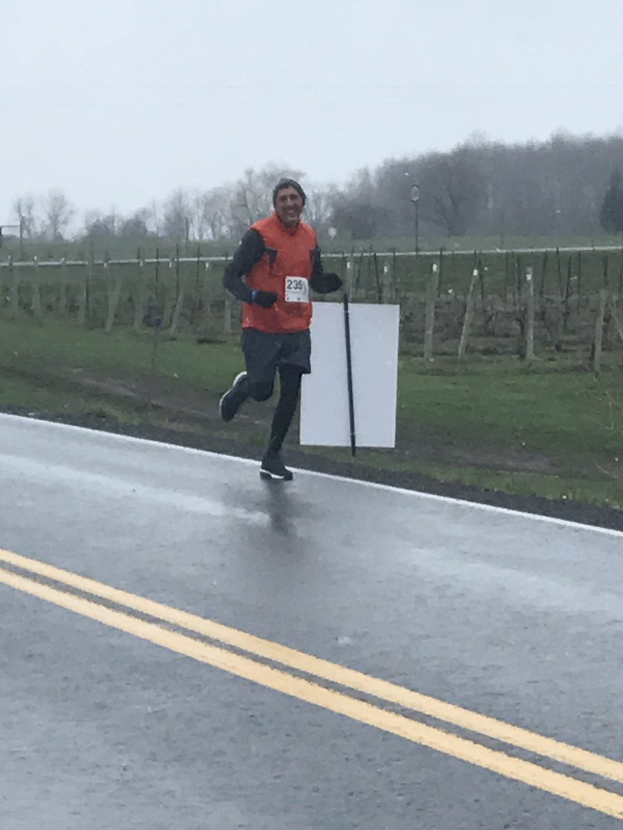 abmglass's tweet photo. Keeping it cool in the cold. #theseneca7 #boces2 #yourrunningpartnerofchoice https://t.co/k1OLyWVoxj