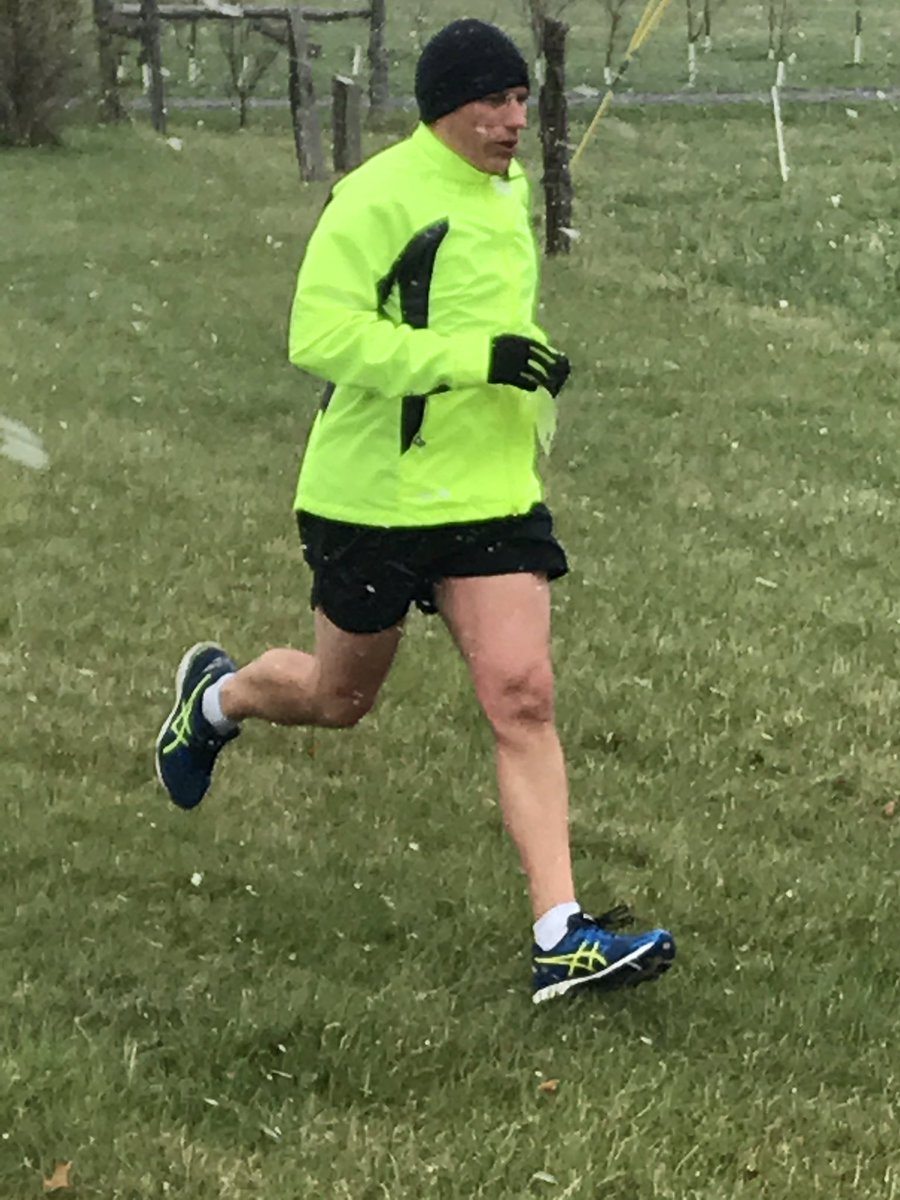 abmglass's tweet photo. Keeping it cool in the cold. #theseneca7 #boces2 #yourrunningpartnerofchoice https://t.co/k1OLyWVoxj
