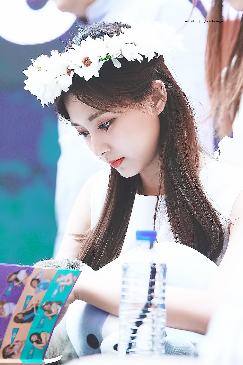 Db9G73EVwAAXxT-.jpg:orig