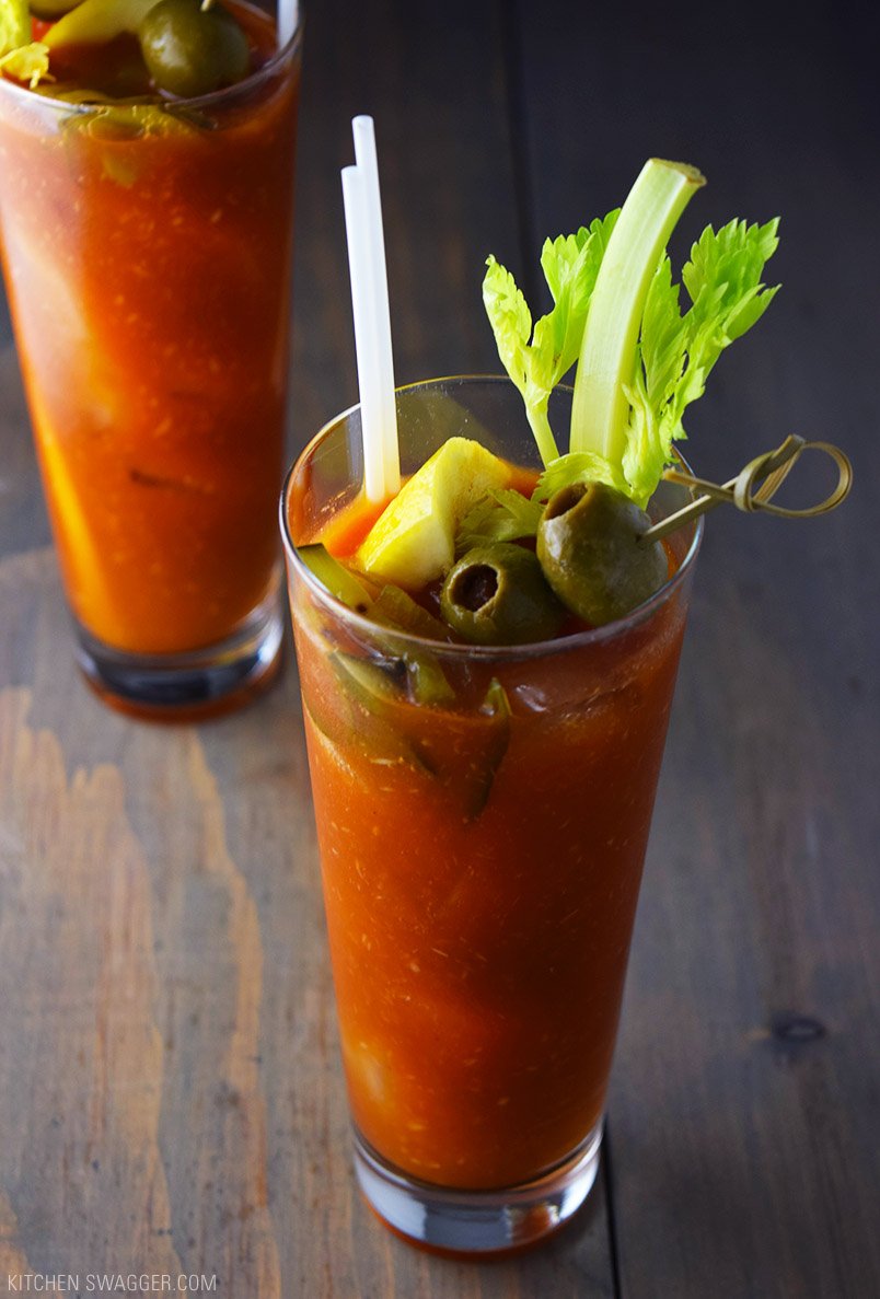 TotalTakeoutInd's tweet photo. It's Sunday Funday and we be brunchin'! Make a batch of Bloody Mary's to go along with your Total Takeout brunch delivery. And, for fun, check out #Buzzfeeds 21 Bloody Mary's that went way too far: https://t.co/d7aoUUaSbQ
#totaltakeoutindy #bloodymary #broadripple #indyloveslocal https://t.co/li0rIocmoo