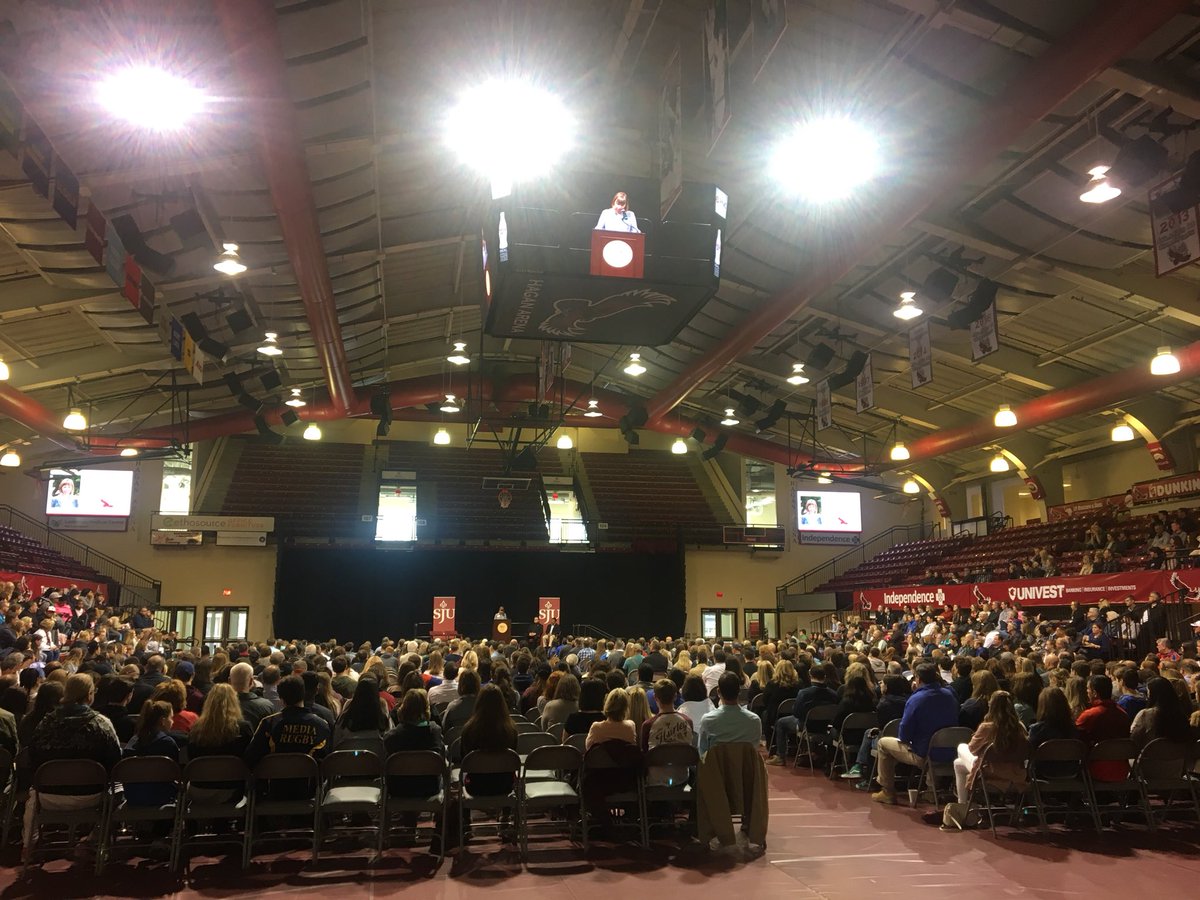 Welcome to all these future hawks and their families! #visitSJU #springopenhouse