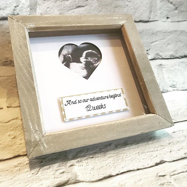 AngelFearnley's tweet image. A new frame I’ve been working on 😍👶🏼 #angelbasketboutique #babyscanframe #babyscan #babyshower #newbabygift #scanphotoframe #handmade