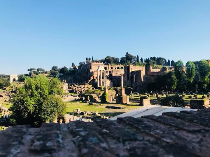 Buon pomeriggio dalla città più bella del mondo ❤️ #RomeIsUs #Roma