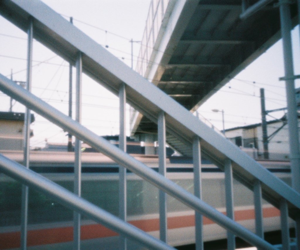 'OVERLAND BRIDGE'
minolta SR-1s , Rising Wide-V Pinhole Lens (35mm F159), FUJIFILM 135SV100GYO
#WPPD #WPPD2018 #pinholephotography #teamfilm
#東京CAMERA #カメスズ #チャンプカメラ
pinholeday.org/index.php?id=1…