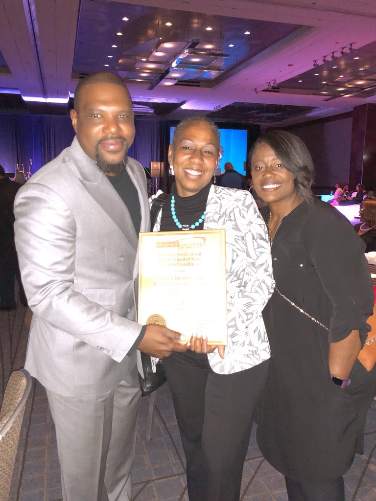 PETigers's tweet photo. BIG CONGRATULATIONS to our sister school @LibertyElSchool for receiving the President’s Award of Excellence. We are very proud of you and the awesome job you do. #browardstem #BCPSProud #sproutingSTEM #MSA2018 https://t.co/ateVeOquJx