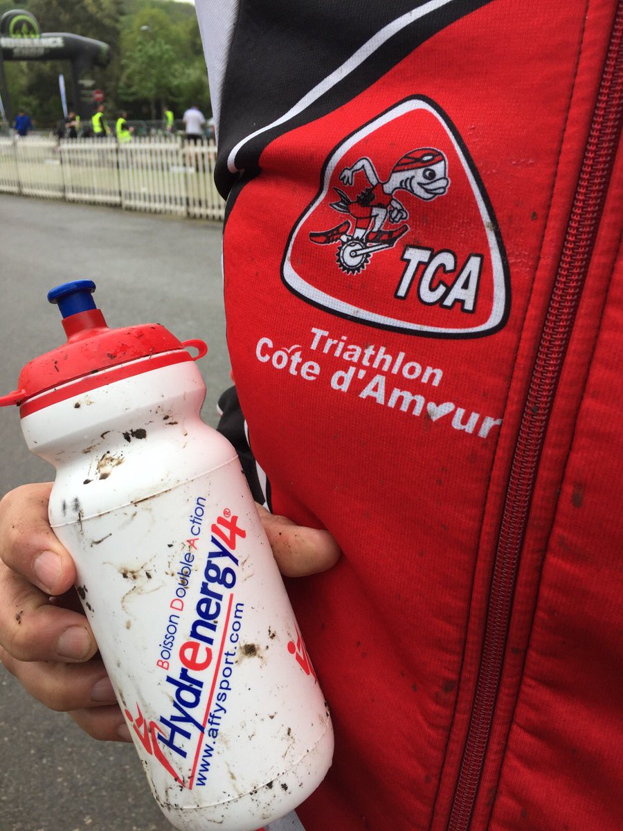 affysport's tweet photo. 🏊🏼🚴🏻🏃🏼Belle édition du Sillon X Race à Savenay avec @Hydrenergy4 comme partenaire énergétique https://t.co/e9FnSW4Y9M