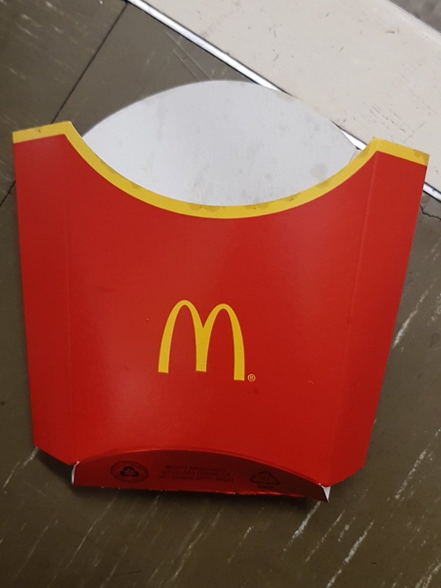 AliceJenno456's tweet photo. @McDonaldsUK just bought McDonald's wrap of the day and fries, and didn't get ANY monopoly stickers?! Supposed to get 5 in total and got 0!! Should this happen? @McDonaldsUK https://t.co/YY70IsCrJP