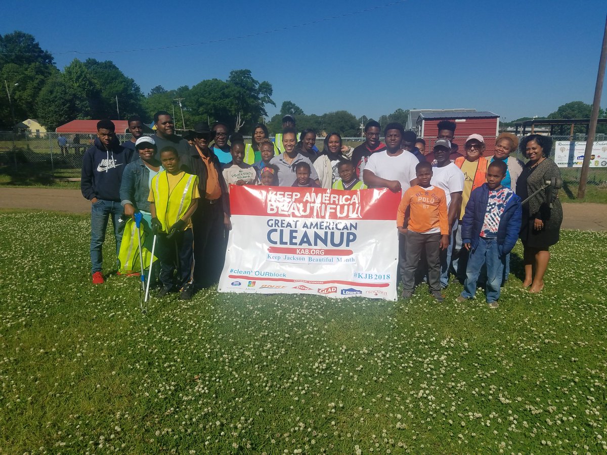 KPJXNBeautiful's tweet photo. Keep Jackson Beautiful Month was great! We are grateful for all the volunteers that participated in cleanups. We are thankful for our sponsors, donors, & supporters! 18 events that took place in April. See you all for KJB Month April 6, 2019! #KJB2018 #DoingBeautifulThings https://t.co/GQNNAmwsEn