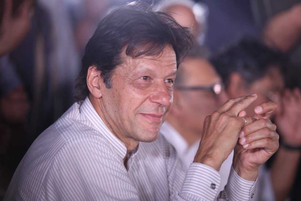 iamhamzaabbasi's tweet photo. #PTIMinarePakistanJalsa In my humble opinion, with PPP in ruins, N League in self destruct mode &amp; a neutral establishment, little doubt left that unless he makes a blunder or a huge mistake, this man is on his way to becoming the Prime Minister of Islamic Republic of Pakistan! https://t.co/WoUSnt6Olo