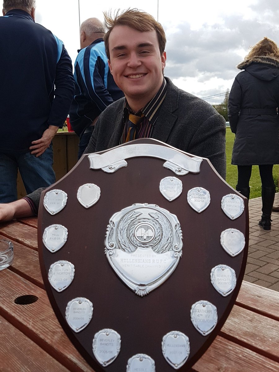 HURFC's tweet image. Another one for the trophy cabinet boys. #rightguard #PizzabyPapa #AtlasLeisureHomes