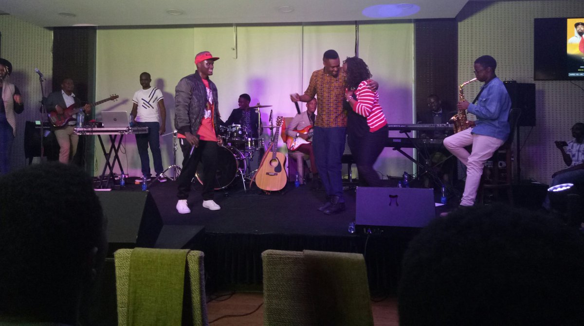 cheyennemoe's tweet photo. .@NasarathePoet is now joined on stage by his beautiful wife.
#RandomAccessPoetry https://t.co/zXPm1KhI24