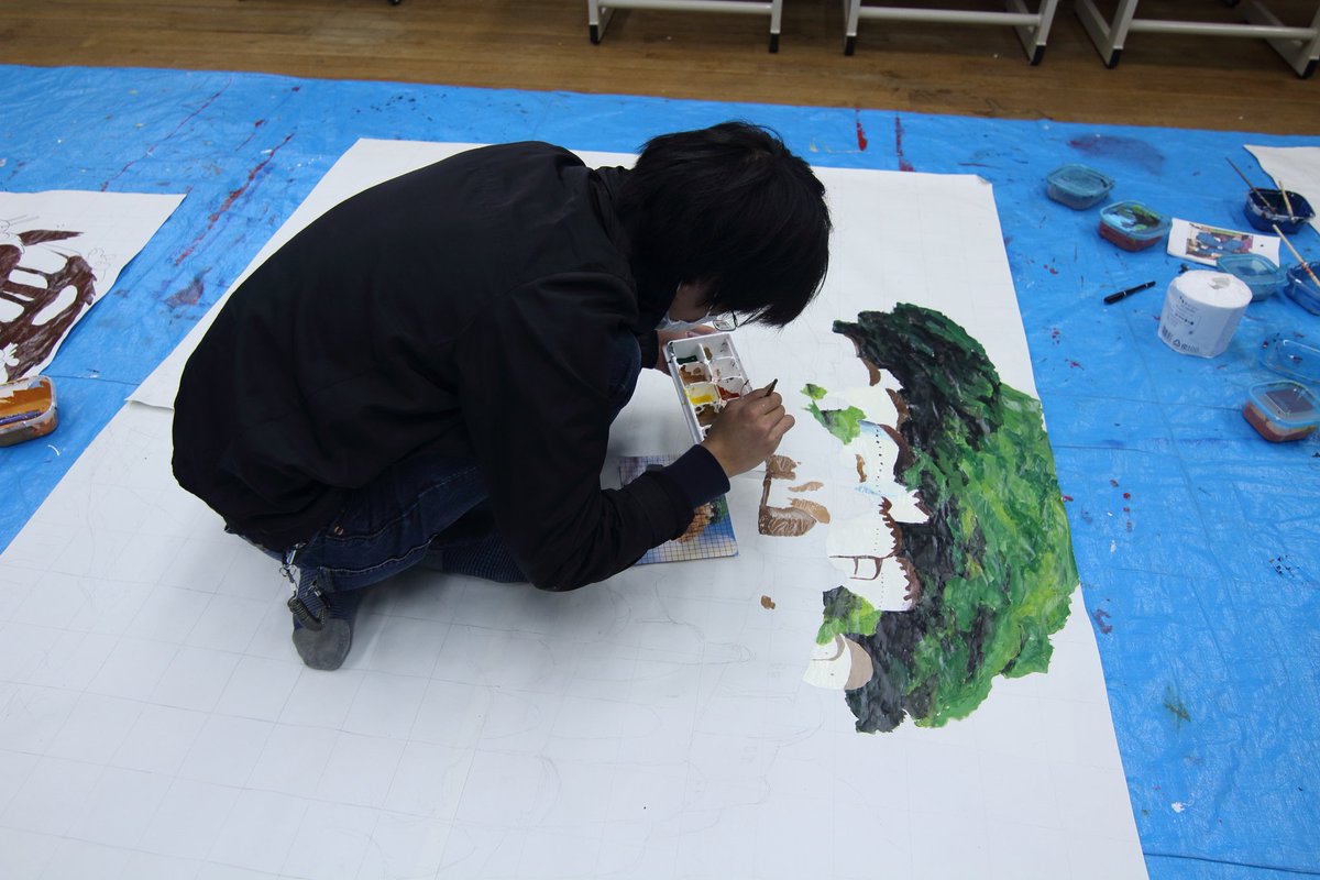 灘校オンライン文化祭 Vivid 装飾部署3 高校棟 スタジオジブリ作品をテーマに高校棟を装飾しました トトロやポニョなどのおなじみのキャラクターたちが出迎えてくれますよ みなさんもお気に入りのキャラクターを探してみてください