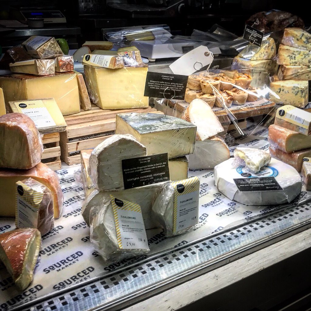 CheeseWireDOP's tweet photo. As if whisking us away to Paris wasn’t enough of a reason for @StPancrasInt to be my favourite railway station (without even mentioning the architecture!) I then discover @SourcedMarket on their concourse. Amazing! #cheeselover https://t.co/LPerlIGunz
