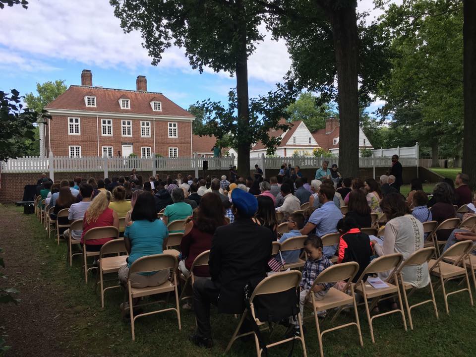 Each year, @PennsburyManor serves as the venue for #naturalization ceremonies that welcome people from across the globe as they become U.S. citizens. #differenceMW  (Photo credit: @PennsburyManor )