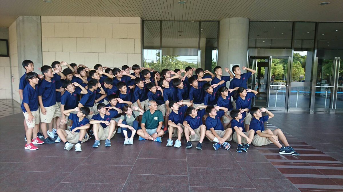 basket5KBBC's tweet photo. 大好きな先輩たちが引退しました✨
ずっと頼りっぱなしで迷惑もすごくかけてしまったけど、本当に楽しい思い出ばっかり🙌
明後日からもうおらんくなるってらなるとほんまに寂しいけど、今度は自分達が引っ張る番！！
1年間本当にありがとうございました！😆 https://t.co/P1jrA5zWqZ