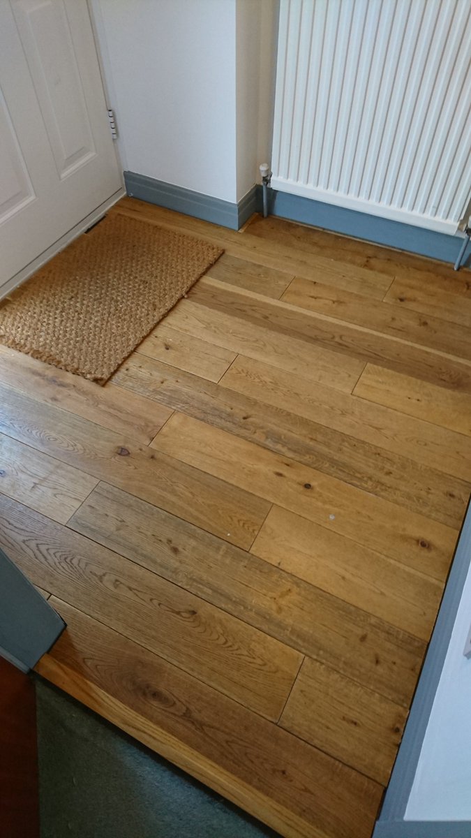 dave_renwick's tweet photo. After yesterday's #plastergate DIY solid wood floor laying was a stupendous success! #winning 😀 https://t.co/tfEJuqrrwg