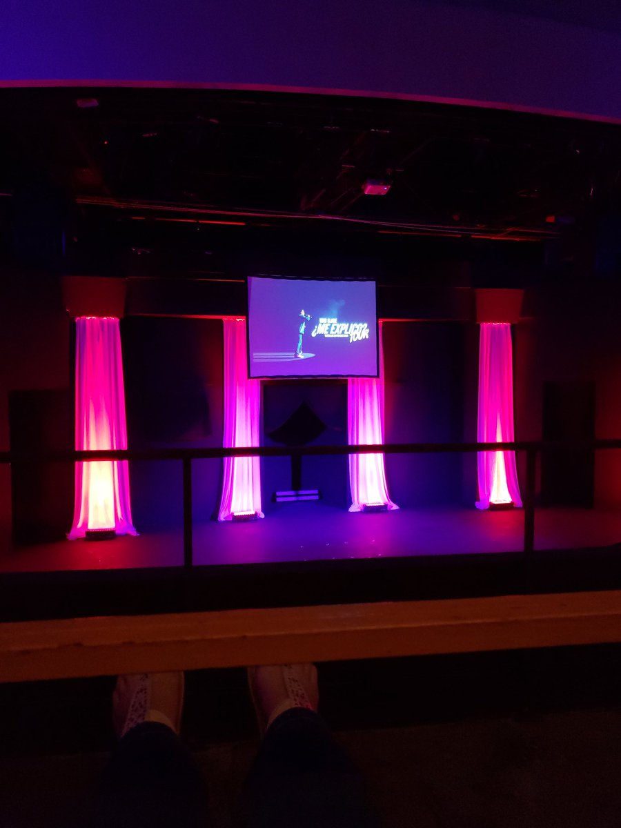 alicemrp09's tweet image. Ayer en me explico tour de @KikoBlade me encanto!! Exito, te deseo lo mejor!! #bello #pesaopesao #kikoblade #PuertoRico #comedia