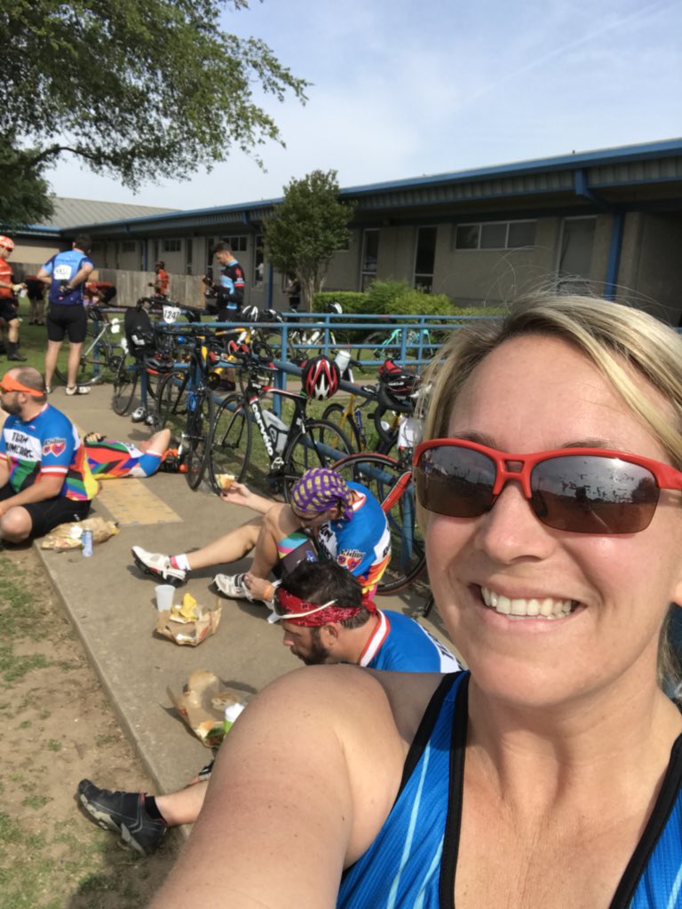 TeamRumCake's tweet photo. Boys have made it to Bastrop for lunch! #25milestogo #pieceofcake https://t.co/MYvG0M2fTE