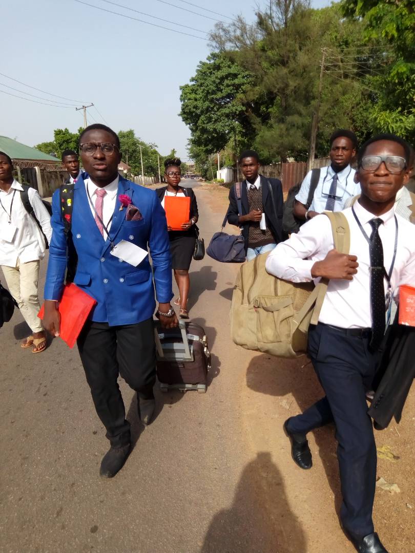ay_academy's tweet photo. AYA Closing Ceremony !
They came as #Strangers and depart as #Family... THE AYA FAMILY ! 
#AYALeaders #Kaduna #Nigeria https://t.co/ErB7Kfx0Sg