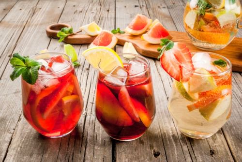 What are you plans for Mother's Day! We've got the perfect Sunday afternoon planned for the mum that loves Sangria! We're offering a Sangria mixology class where we’ll have you mixing up some killer Sangria for you and mom to share! Get your tickets today! buff.ly/2HRpei2