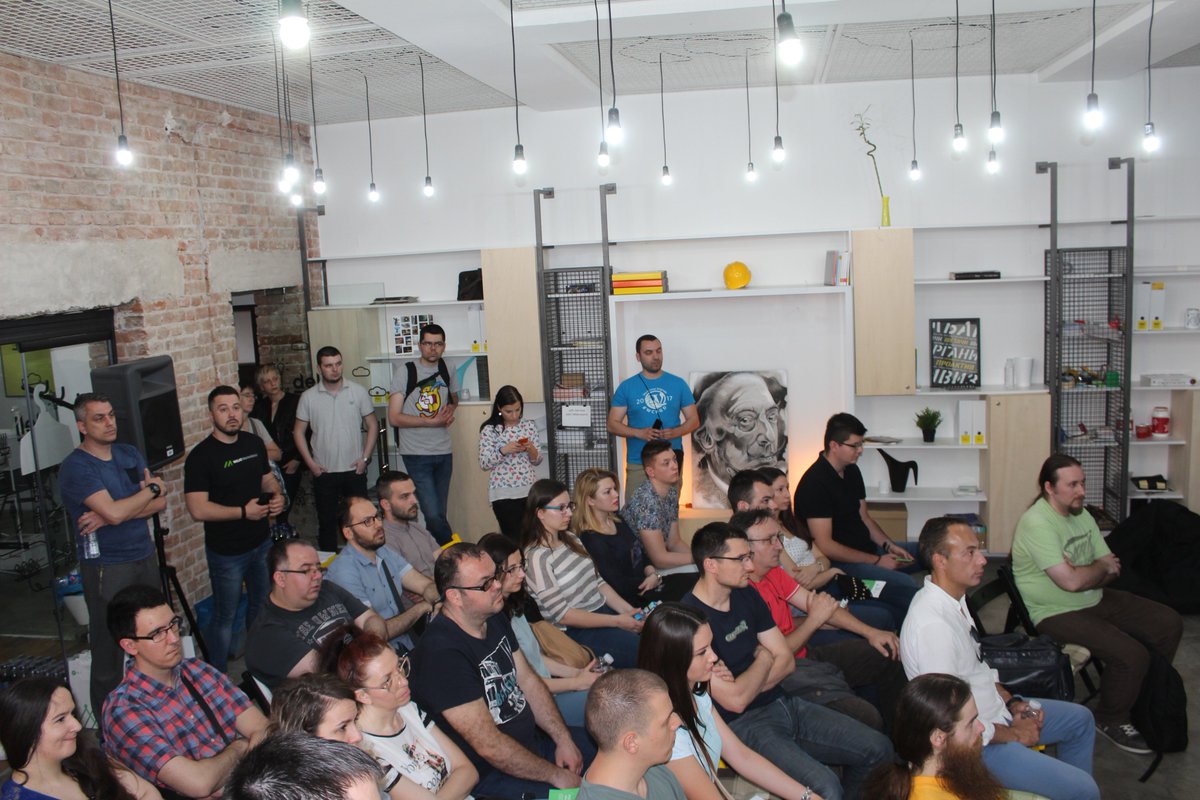 minthosting's tweet photo. Kolega @kutija u akciji! 😉 Hvala WordPress zajednici iz Niša na pozivu. Više fotografija možete videti na našoj facebook stranici.
#wpsrbija #WPMeetup #WPNis #WordPress https://t.co/dGM9IzOK37