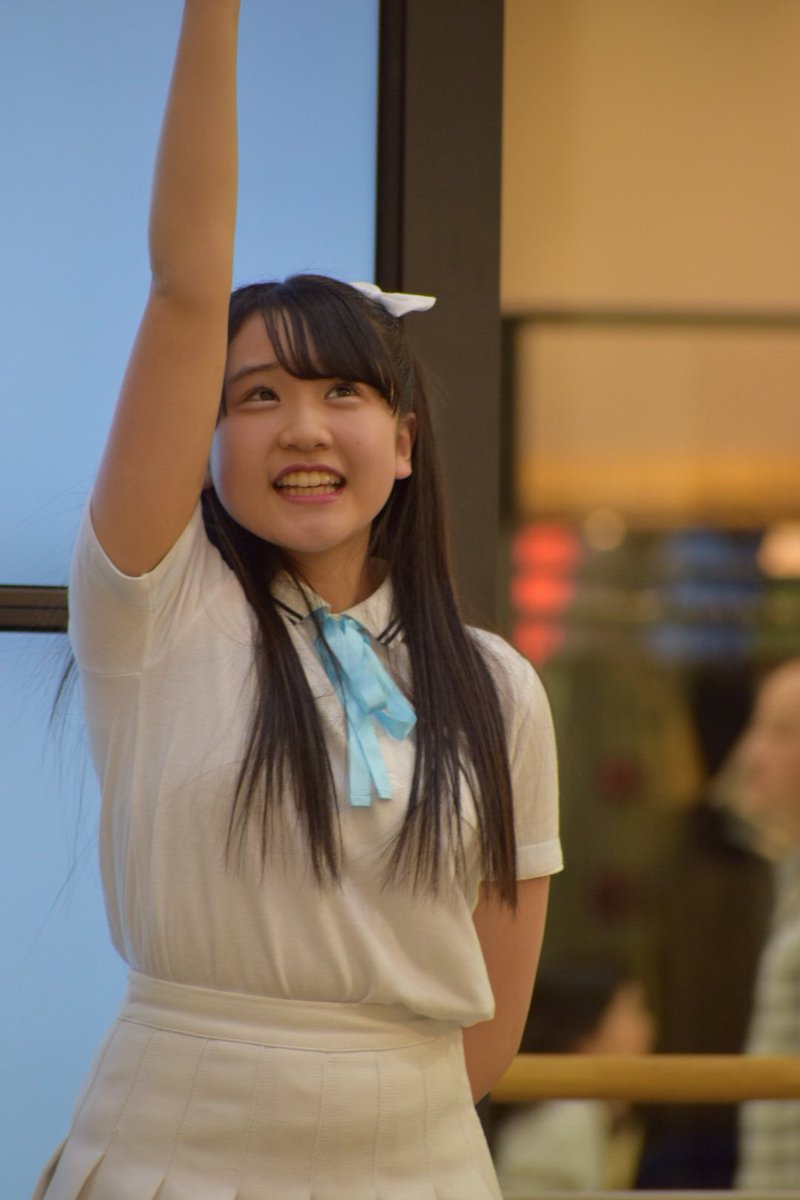 きい Sur Twitter チャーマンズ 右手を上に上げるポーズ イオン盛岡 チャーマンズ