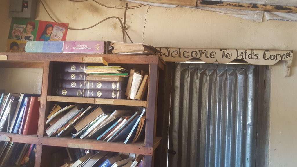 PrincessHalima_'s tweet photo. Yesterday,we spent the afternoon with some truly amazing students & teachers from the
Mandinaba Community Library for a reading session!The Library was established by a group of dedicated UTG students who not only believe in the importance of education but community development! https://t.co/p49xmEd611