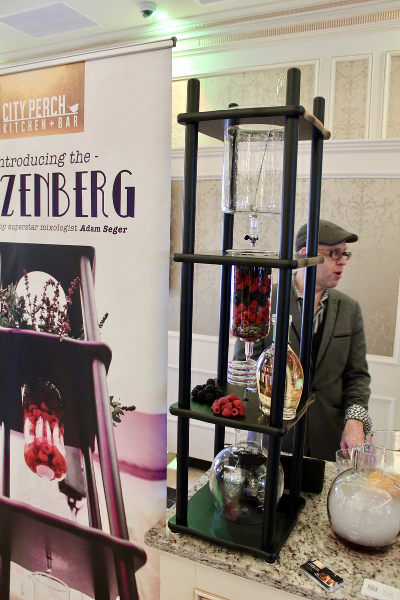 tonyatthetable's tweet photo. #TheHeizenberg created by superstar #mixologist, @adamseger, of @ipictheaters/@City_Perch at @BoozyBurbs’ #bbfoodhall at @BiagiosParamus in #Paramus. #boozyburbs #boozyburbsfoodhall #Heizenberg #iPicTheater #CityPerch #City_Perch #Mixology #TequilaSunrise @northjersey https://t.co/IXcXnFY1qm