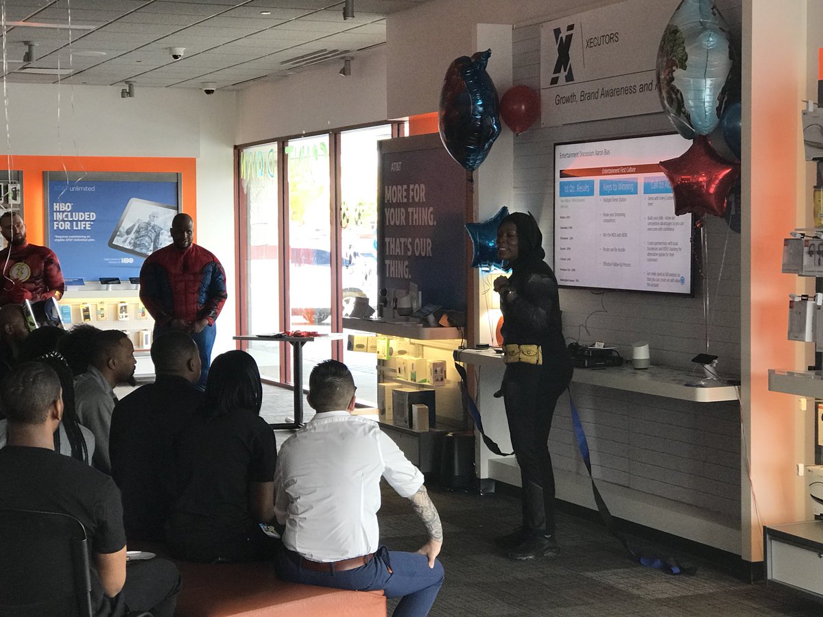 1stdueFNMAATT's tweet photo. Unbelievable Sunday morning energy from this leader and her team!!! They are changing the game!!#talkingfirstnet @DC_XFactor @MightyMidCoachG @404girl @AleemMcallister @ConorJohns https://t.co/aWZRyqDtpR