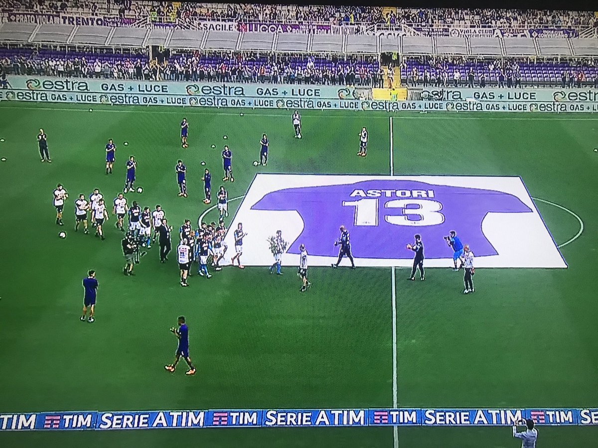 Fiorentinaaraby's tweet photo. #FiorentinaNapoli 
#فيورنتينا_نابولي 
GRAZIE Napoli 💜⚜️🌹
#RipAstori https://t.co/Zi0Id8VQBQ