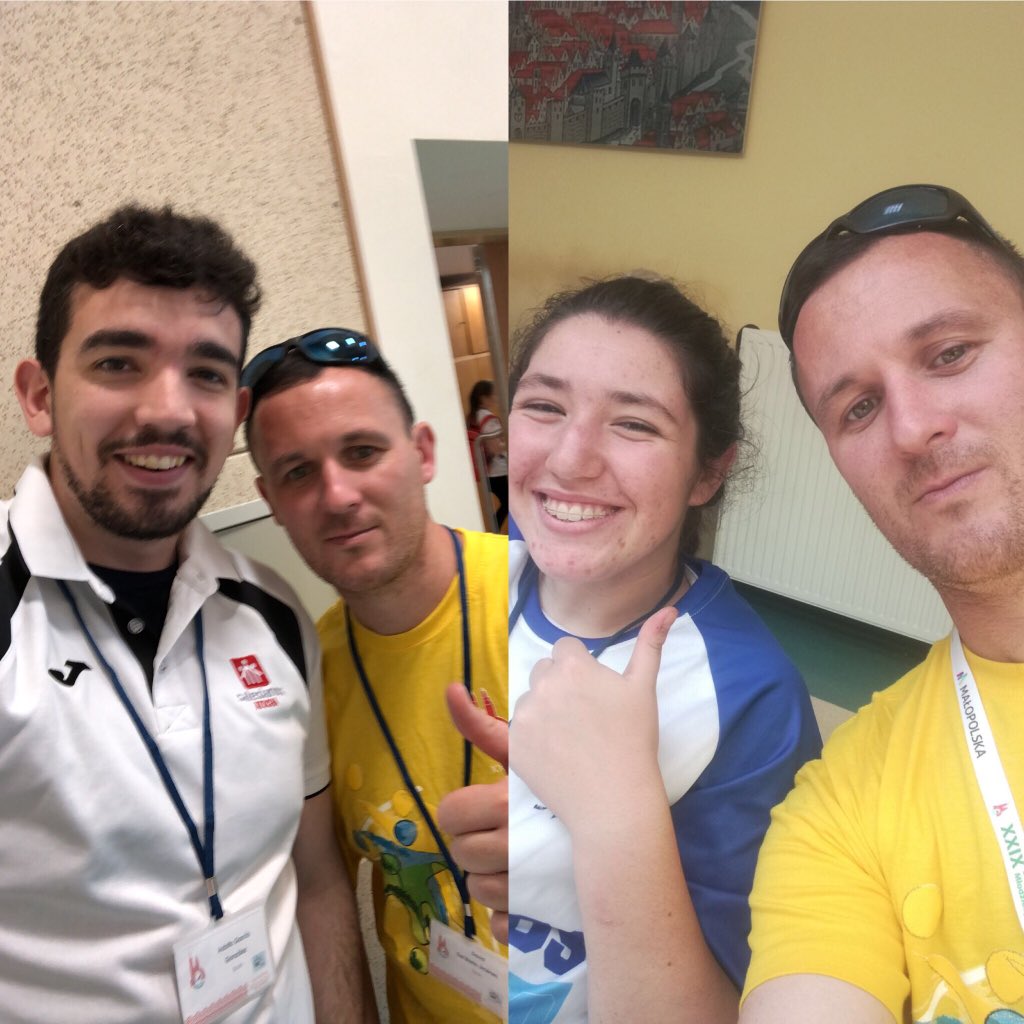 salesianosatoch's tweet photo. Después de 24 horas muy ajetreadas por Cracovia, compartimos algunas imágenes de lo que ha ocupado primer día. Compromiso, ilusión y competitividad sana han sido los protagonistas de nuestro Domingo. https://t.co/biYrTG2uHn