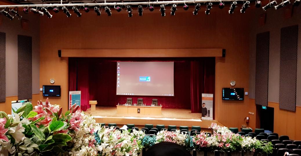 Acc_Nada_'s tweet photo. #حوكمة_القطاع_العام بعد قليل https://t.co/MAc8CuncAj