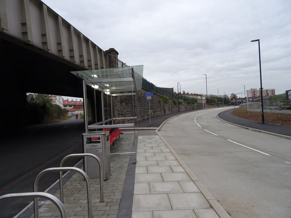 RethinkMetrobus's tweet photo. @MetroBusBristol could you please keep the costs of #metrobust down a little by switching off until when/if BRT2/M1 comes into use https://t.co/plQyxbP1eZ
