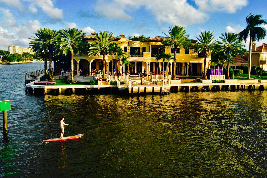 JungleQueenFL's tweet photo. So nice to cruise over to Jungle Queen Island! You can still make it! The ship departs at 1:30! #JungleQueenIsland #DiscoverFtLauderdale #LastingMemories #GotFun #CaptureAMoment #SundayFunday https://t.co/8IZtaQ6RaY