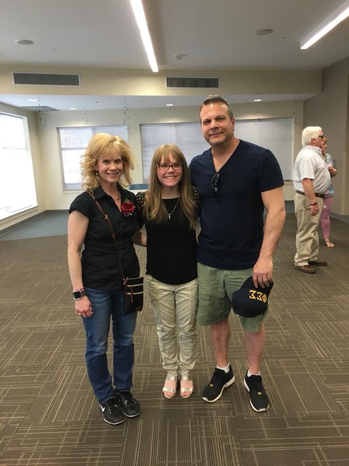 Thank you to all of our families who participated in family pinning yesterday! #Family #PhiSig #Ship💙💛🦄