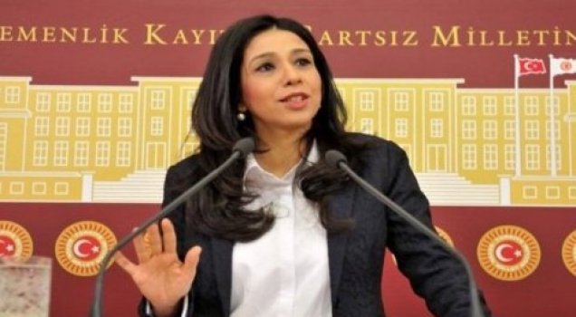 CHP'li Yedekci'den Cerrahpaşa açıklaması: Tarihe ihanet edilmek isteniyor

cumhuriyet.com.tr/haber/turkiye/…