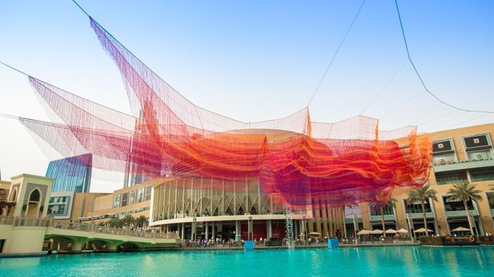 TheNationalNews's tweet photo. TED talker @JanetEchelman brings her innovation to the Dubai Mall https://t.co/yfsc06w5j4 https://t.co/R9E8wicAk2