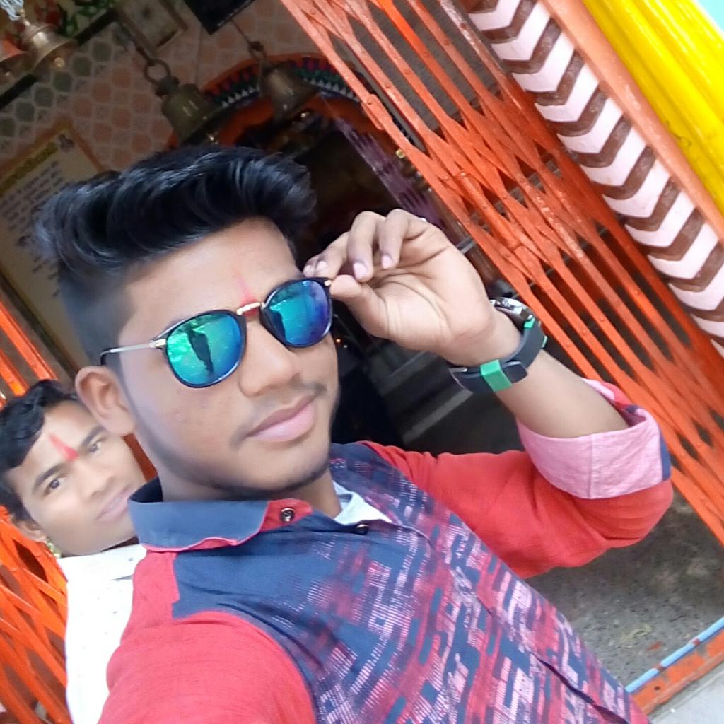 AakashChouriya's tweet photo. #NewProfilePic https://t.co/pYqIhkc0H5