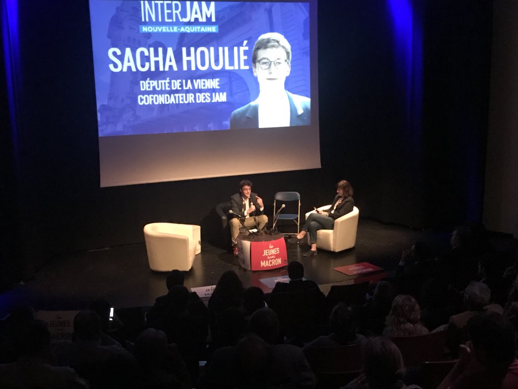 Plus de 100 personnes hier à Limoges pour parler #Innovation et #Ruralité en présence de nombreux députés @enmarchefr 

Belle démonstration de l’engagement total des <a href="/JeunesMacron/">Les Jeunes avec Macron</a> pour la ruralité ; pour proposer, innover et agir au cœur des territoires.