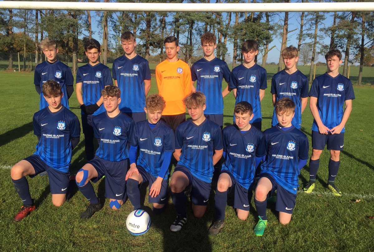 SmbonnerBonner's tweet photo. 15s premiers league champions Taverham youth well done lads what a great bunch of lads. https://t.co/yXAE60BAOk