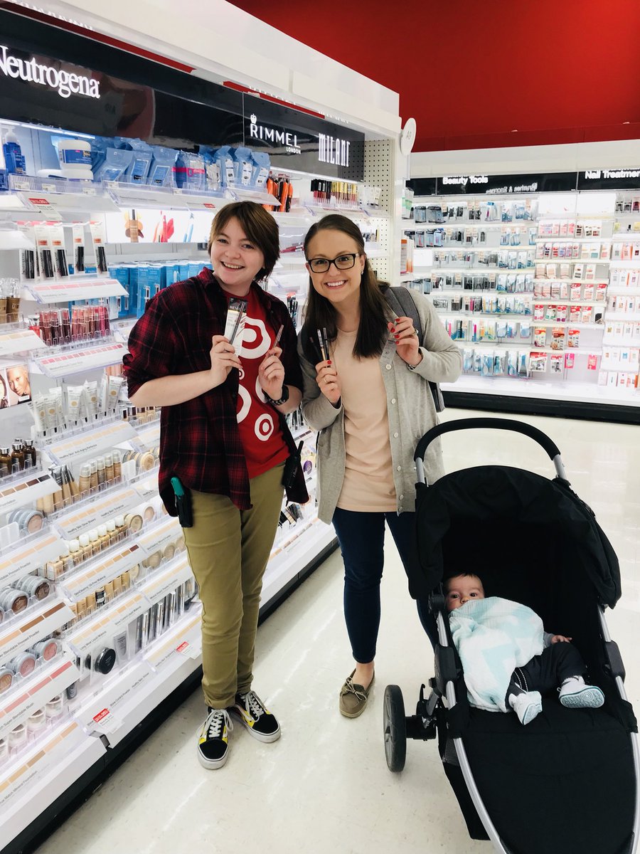Just had an amazing experience at 78 with Katelyn! Super knowledgeable and SOLD me products I didn’t even know I needed! LB wrapped it up at the lanes! #d147expert #Oliversfirstvisits