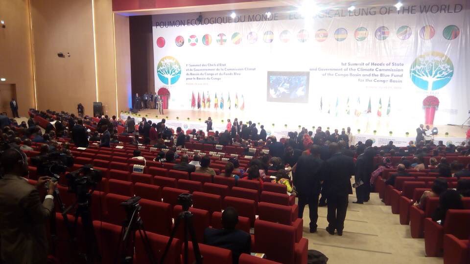 Autour du président de la république du Congo,Denis Sassou N'Guesso,dix chefs d'Etat prennent part à Kintélé,près de Brazzaville,au premier sommet de la Commission climat du Bassin du Congo et du Fonds Bleu pour le Bassin du Congo. <a href="/ThMoungalla/">Thierry Moungalla</a> <a href="/okombit/">Tsalissan okombi. D.Elvis</a>