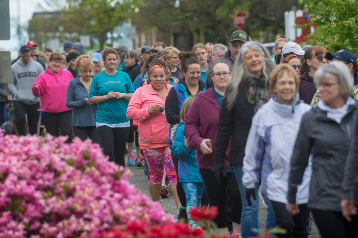 jessemajor's tweet photo. This morning - two weeks after a woman was assaulted on the #OlympicDiscoveryTrail - a group of women from Port Angeles walked the trail during the #RunWithoutFear in an effort to "take back" the trail. https://t.co/EiS0j5jDzD