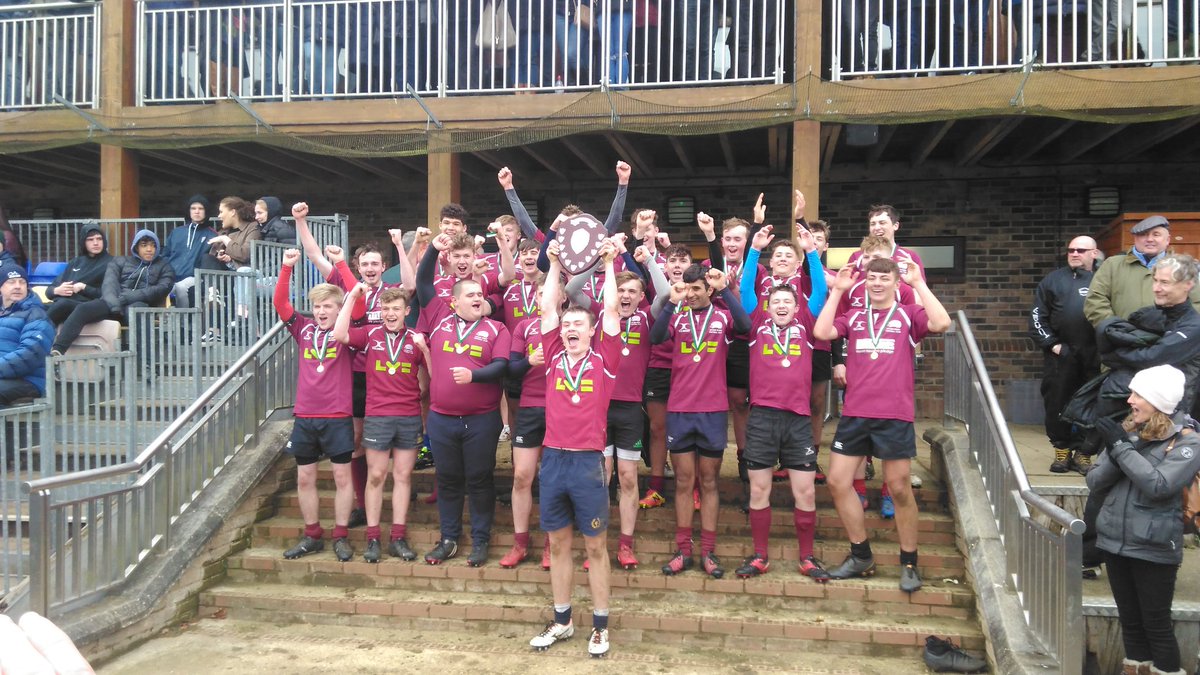 HitchinRugby's tweet photo. Hitchin under 17s do the double! A dominant 35-10 victory over bishops stortford to win the Herts Youth cup. Your team spirit and unity, both in attack and defence, really set you apart. Your club is very proud of you all. #hedgehogs #Champions @comet_layth @hitchinprss https://t.co/iUVWdGtFrO