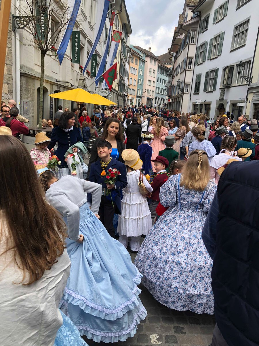 CultureDock's tweet photo. Sechseläuten in Switzerland. #Culture #Dockit #EuropeForCulture @VisitZurich @MySwitzerland_e https://t.co/WuZMQR8yVG