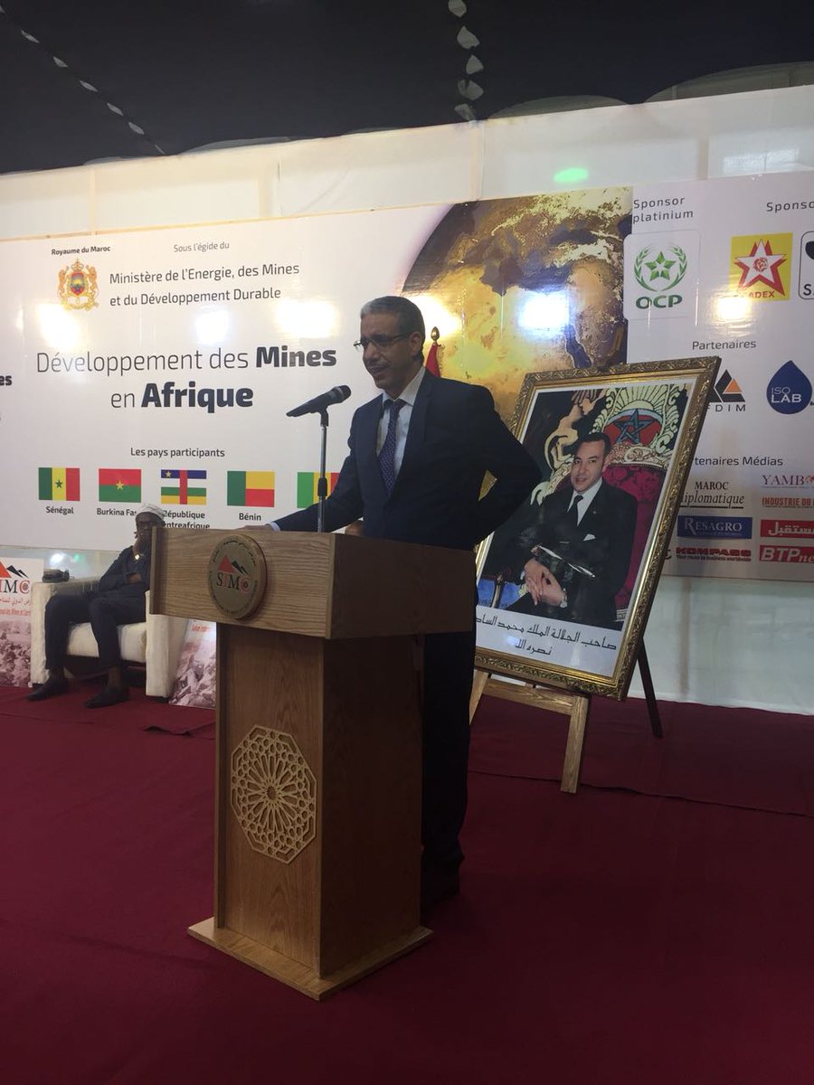 SalonMines's tweet photo. #Azizrabbah

«Ce salon n'a pas comme but unique la présentation des entreprises mais se veut aussi un espace de débat autour du développement du secteur minier à l'échelle mondiale, africaine et particulièrement nationale», https://t.co/wGYqY4hHAK